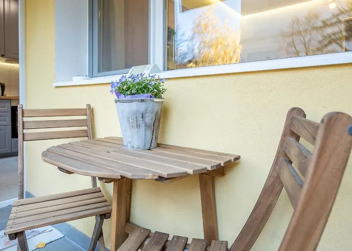 Lotus With Free Parking