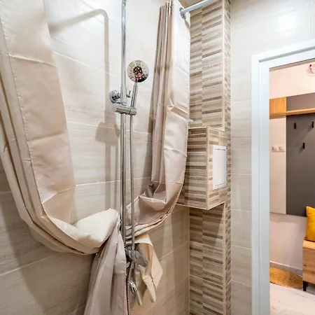 Apartament Lotus With Free Parking