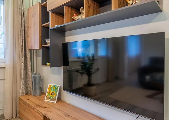 Lotus With Free Parking