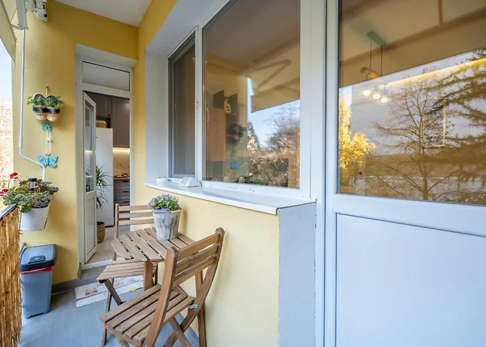 Lotus With Free Parking