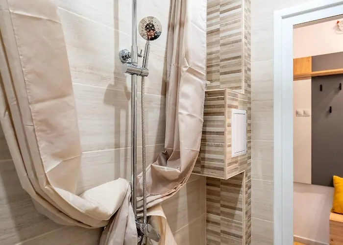 Apartament Lotus With Free Parking