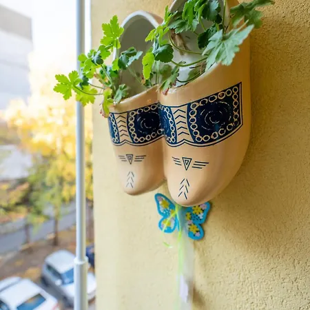 Lotus With Free Parking شقة *